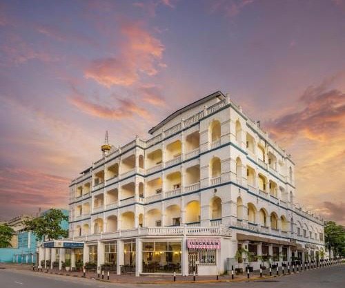 Sentrim Castle Royal Hotel