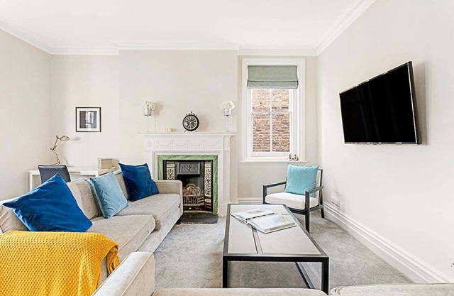 Serene 2BR - 3 mins to Fulham Broadway