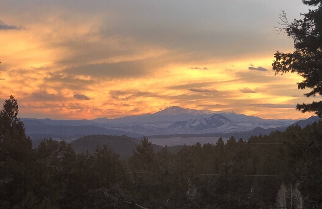 Serene and sunny paradise with Pikes Peak views, chef’s kitchen & Trager