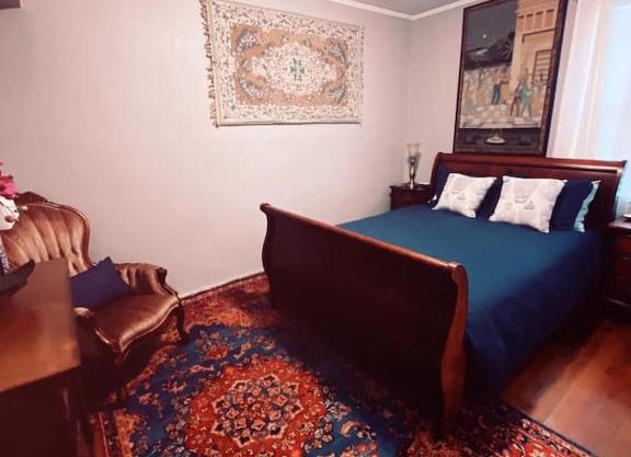 Serene Charming Private Suite Patio, Upscale Berkeley