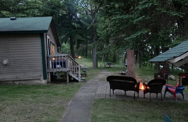 Serene lakefront cabin with AC in Menahga - 4 bedrooms available