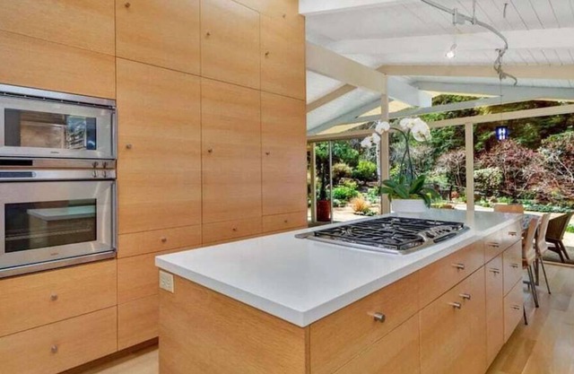 Serene Mid-Century Orinda Home