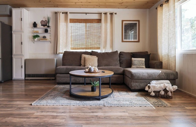 Serene Mountain Cabin Perfect 4 Relaxation & Adventure Private Office huge yard