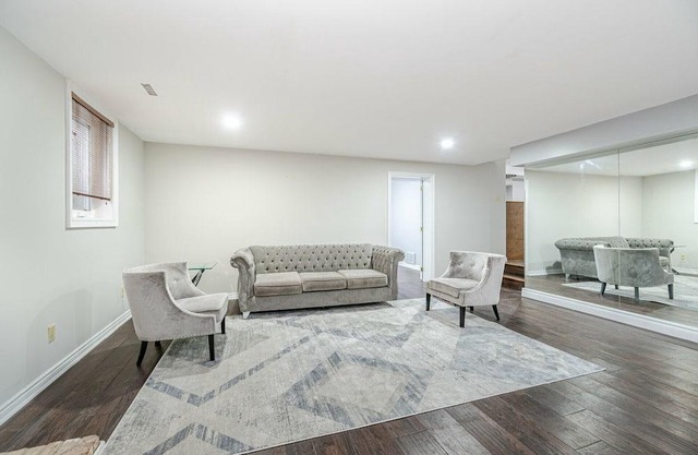 Serene Oasis: 5BR Royal Villa With Private Pool
