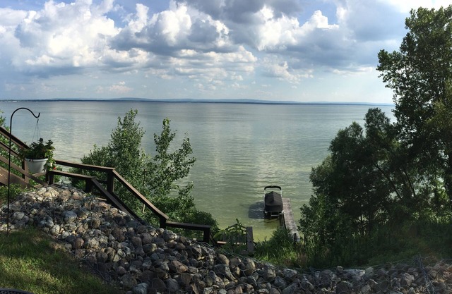 Serene Oneida Lake Lakefront Property: Minutes from Sylvan Beach!
