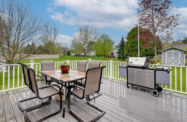 Serene Stevens Point Retreat w/ Sunroom!