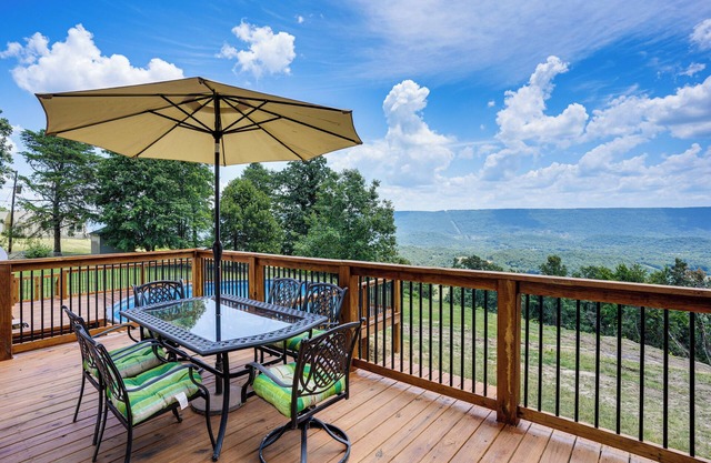 Serene Trenton Home w/Pool & Mountain Views!