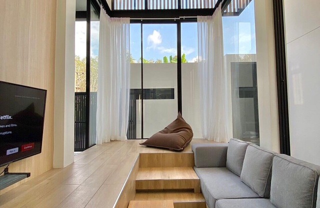 Serenity Retreat: 3-BR Duplex Private Pool Villa