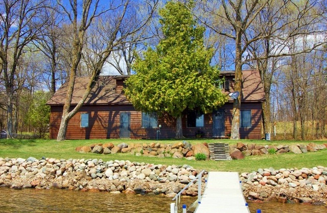 Serpent Lake Listing! Northern MN Cabin Getaway near Cuyuna Mountain Bike Trails