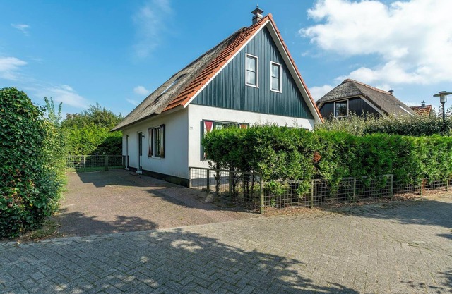 Sfeervolle 6 Persoons Vakantievilla op Villapark de Buitenplaats in Callantsoog