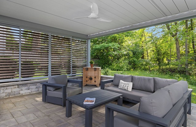 Shady Oasis- Charming and Historic Home 3 blocks from Abbey w/Outdoor firepit!