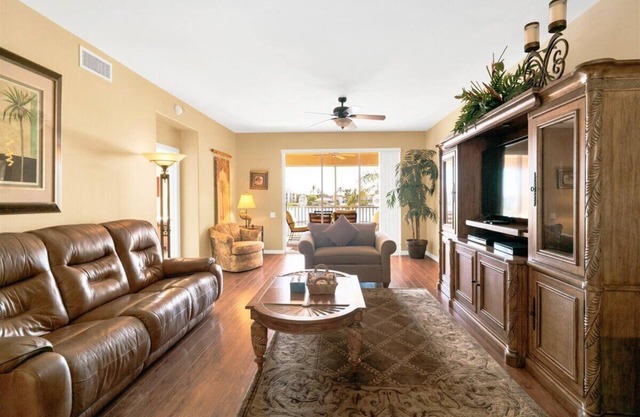 Shady Palms Retreat at Lexington CC Lake Village