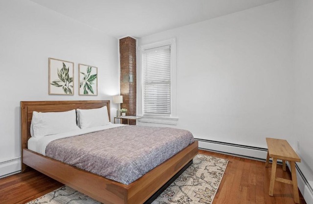 Shadyside, Pittsburgh, Modern and Cozy 1 Bedroom Unit3 with Free Parking