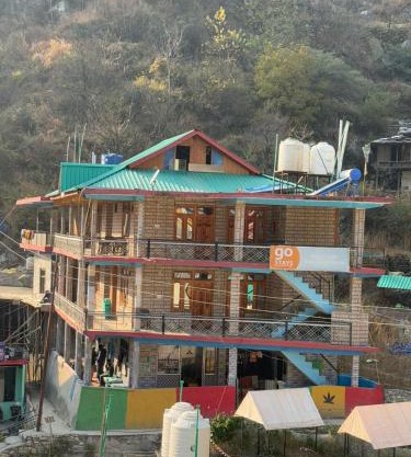 Shanti cafe and stay