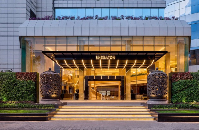 Sheraton Chengdu Lido Hotel