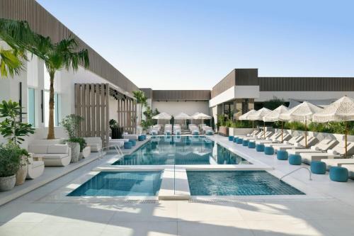 Sheraton Grand Hotel 