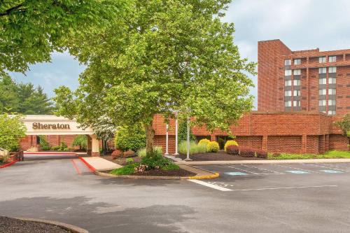 Sheraton Harrisburg Hershey Hotel