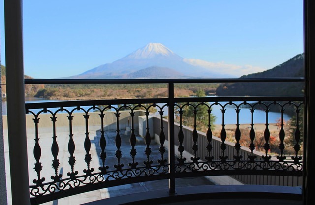 Shoji Mount Hotel