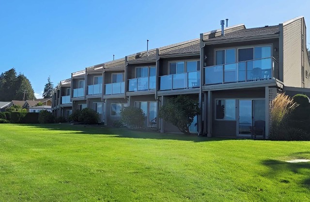 Shorewater Resort Garden View Suite #201