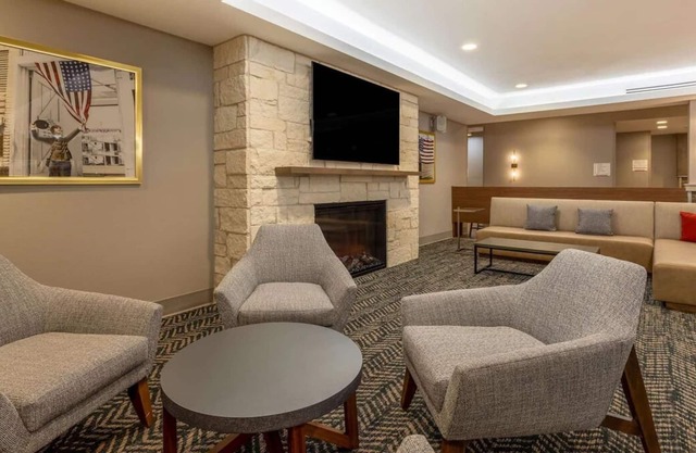 Short Drive to Fort Concho Historic Site! 2 Family-friendly Units! Parking!