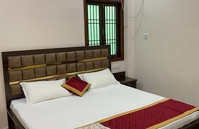 Shri Ram Paying Guest House