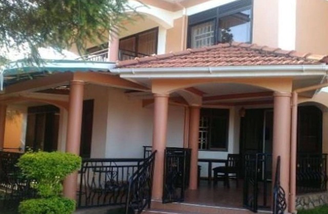 SIFA LOUNGE Is A Comfortable Lounge In A Serene Environment