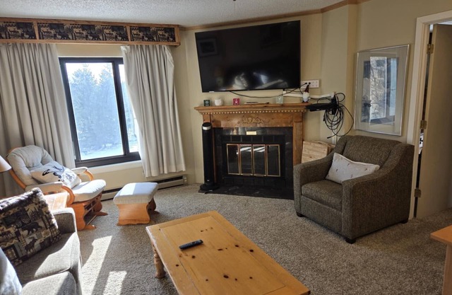 Silvercreek #1215: 2 bedroom, 2 bath. Newest, nicest rental in kid friendly Silver Creek