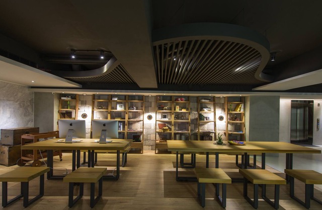 Simple Plus Hotel