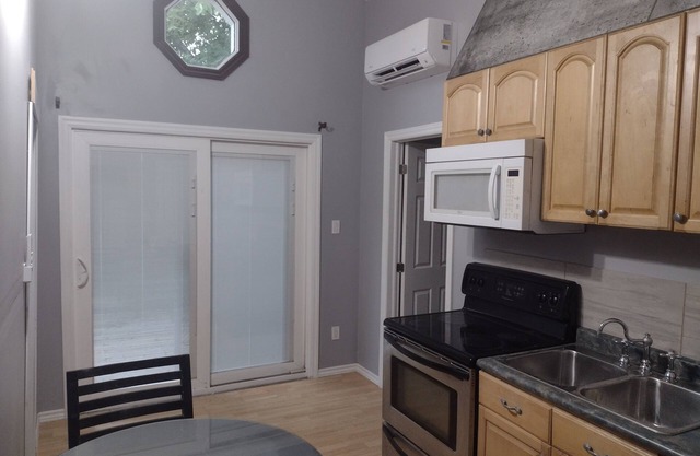 Simple Suite | 42nd Parallel | Point Pelee Biking
