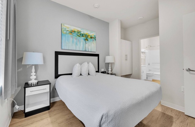 Simplicity At the Rim 1121 I Comfy 2 Bed 2 Bath