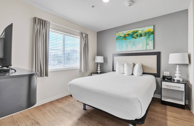 Simplicity At the Rim 1221 I Comfy 2 Bed 2 Bath