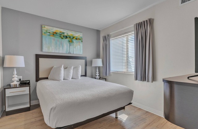 Simplicity At the Rim 1406 I Comfy 2 Bed 2 Bath