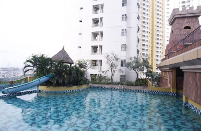 Simply and Cozy Pool View 2BR at Great Western Apartment