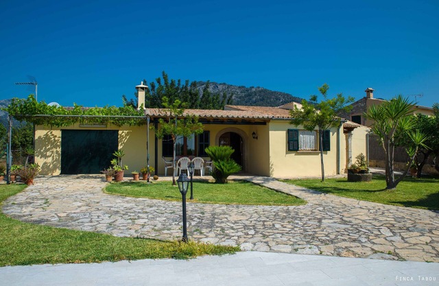 SINGLE FAMILY HOUSE ISOLATED WITH POOL, RURAL HOUSE IN A LAND OF 35. 000M2