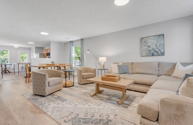 Single-Level Comfort | Clean, Quiet, Great Beds