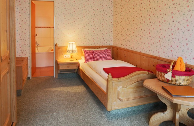 Single Room, 1 Person - Berghotel Wiedener Eck