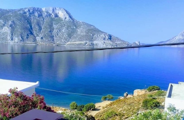 Skalia Mountain- Sea