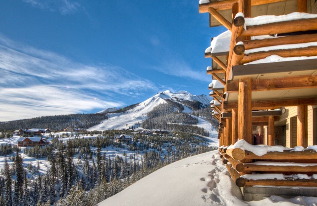 Ski-in/Ski-out w/Private Hot Tub in Moonlight Basin - Saddle Ridge - Sunrise Vista Chalet