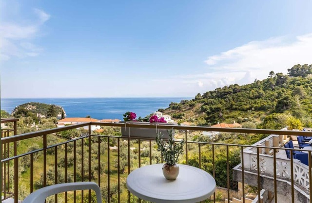 Skopelos Seaview Suite - Hebe Summer Nest