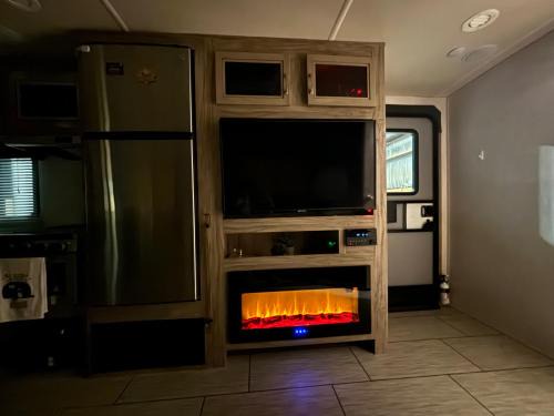 Skull Creek Adult RV