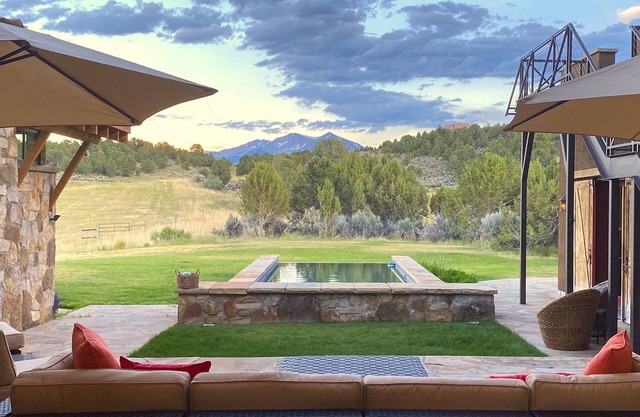 Sky Door Ranch: 35 acres, 8,278 square feet, small infinity pool, and views!