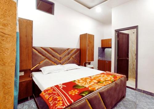 SKYLINE HOMESTAY -Your Affordable Stay