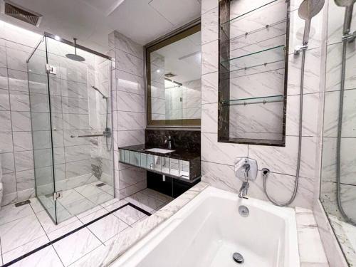 Skypool Couple Suite in Sri Hartamas KL