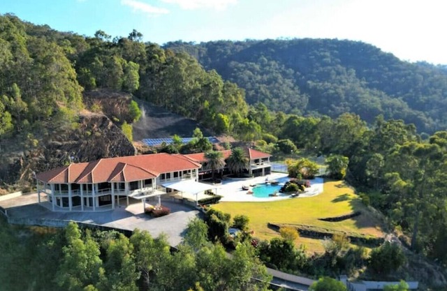 Skyview Paradise - Grand GC Hinterland Resort