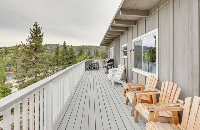 Sleek Arrowbear Lake Cabin w/ Mountain Views!