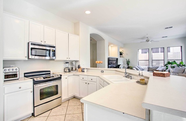 Sleek Home w/ Sauna & Fire Pit - Golf Nearby