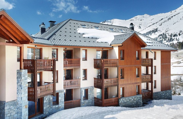 Sleeps 6! 2 Bedrooms | Saint-François-Longchamp