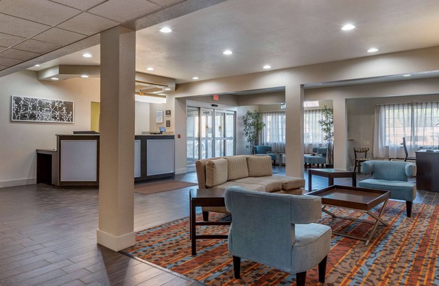 Sleep Inn & Suites