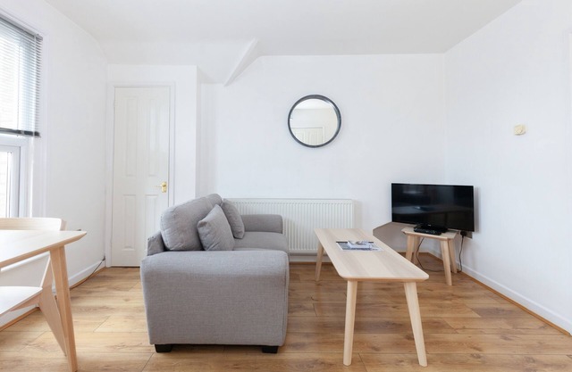Sleep & Stay Oxford - Iffley Penthouse Inc Parking