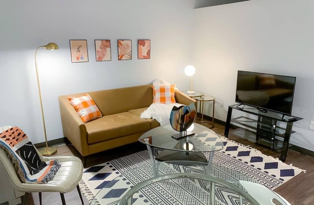 Sleepover: Prime 1BD/1BA - Downtown Des Moines